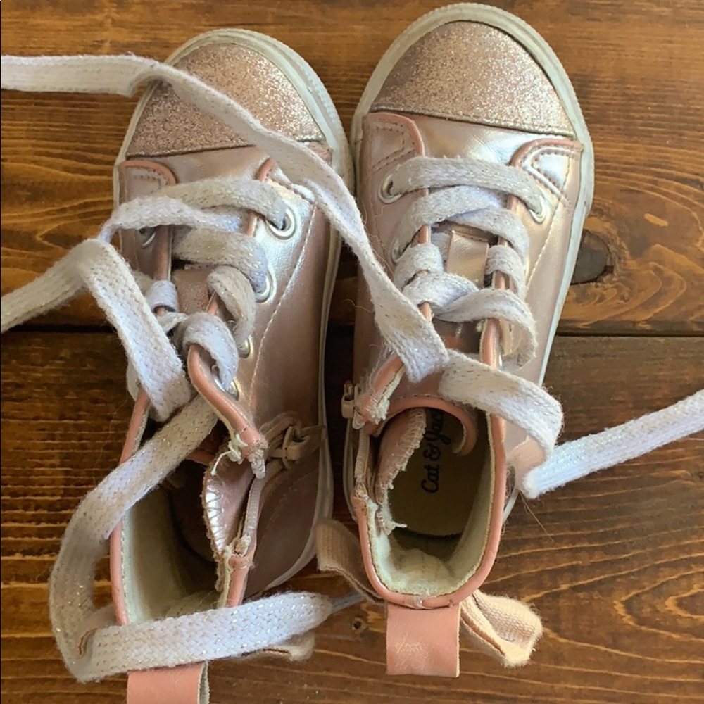 Rose gold sneaker